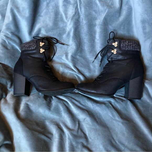 Xoxo Women's Magalin Sweater Trim Hiker Booties Women's size 7.5 - Picture 4 of 9